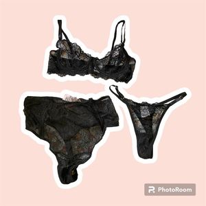 Black Lace Lingerie Set